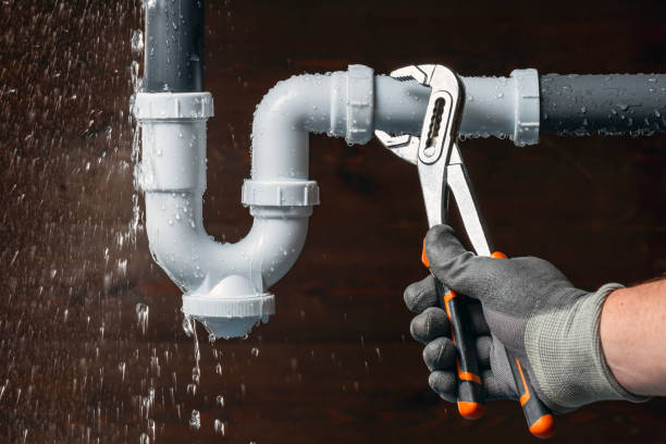 Professional Leak Detection technician working in Brunswick, ME